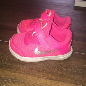 Pink toddler Nike's size 5